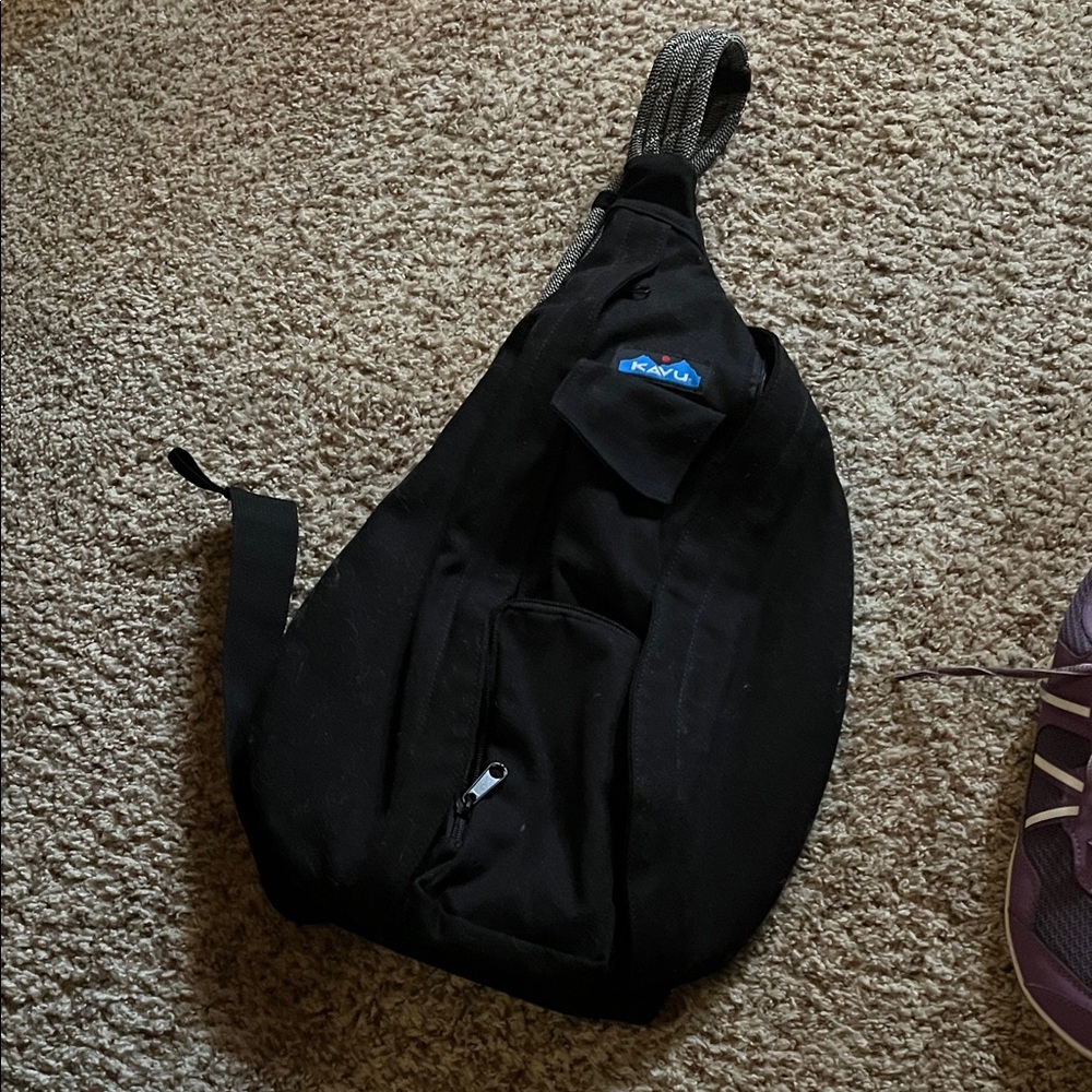 Kavu Black Shoulder Bag